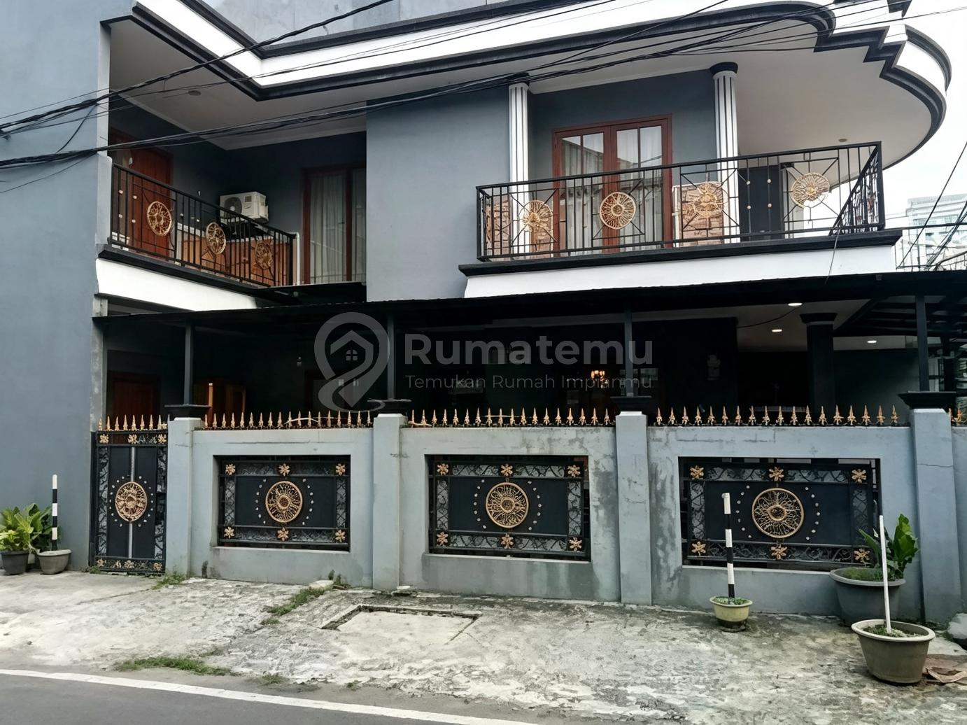 Rumah Premium Jakpus - 5 Menit ke Stasiun, 15 Menit Bundaran Hi
