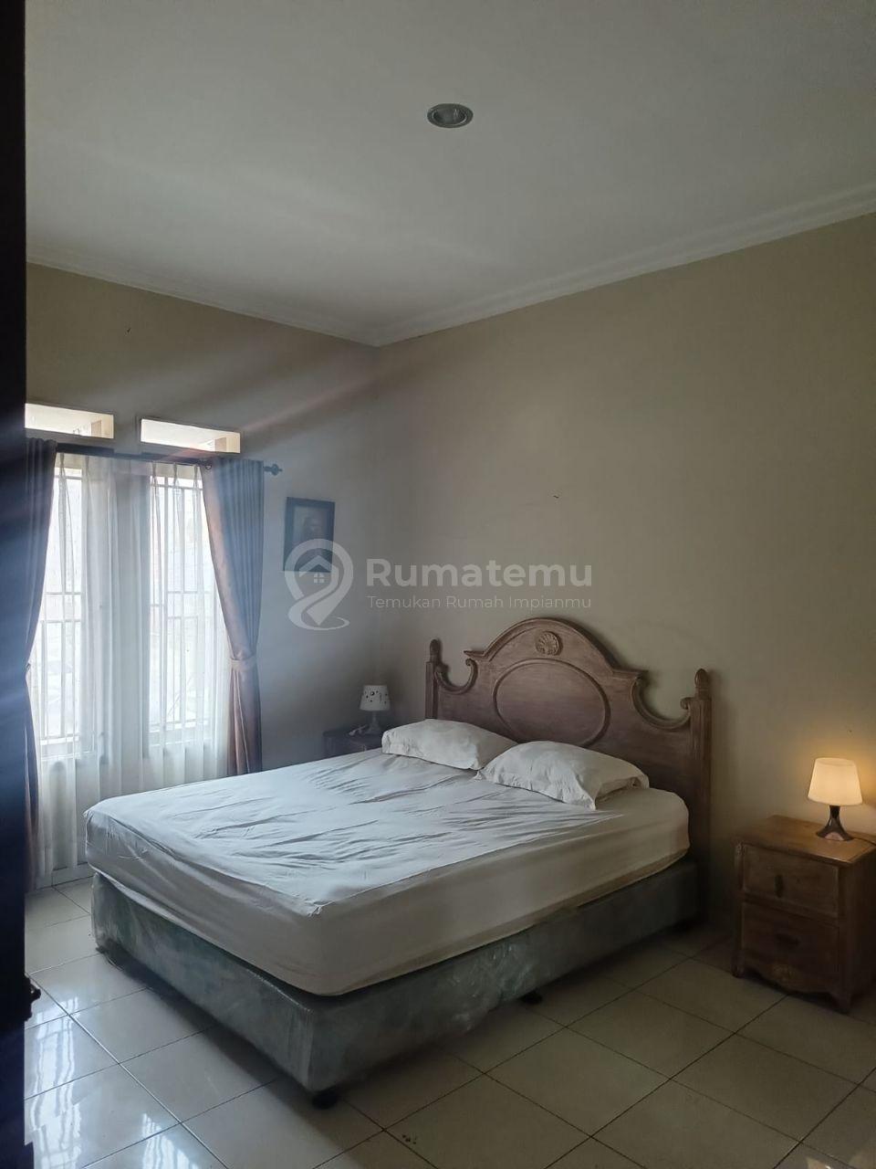 DISEWAKAN RUMAH FURNISH AREA PASTEUR GUNUNG BATU