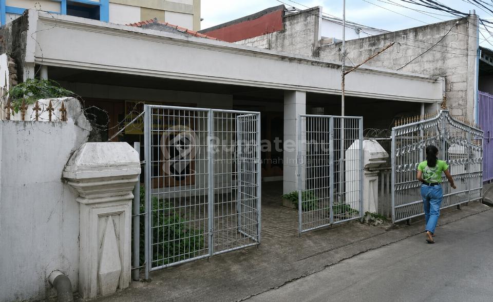 Jual rumah di Cengkareng , Jakarta Barat Lokasi Strategis, dekat Tol, Mall , Airport