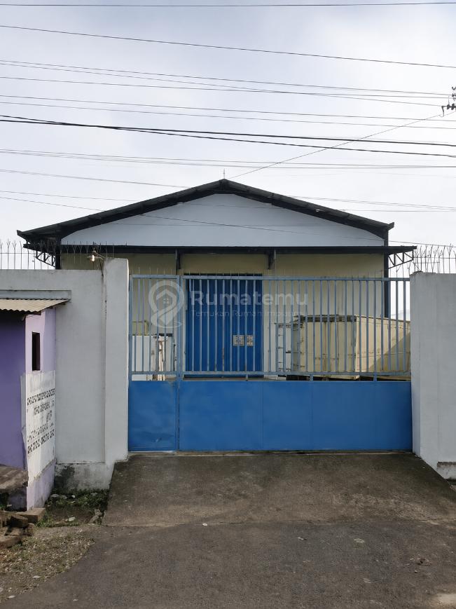 Gudang Kaliwungu Lt 1.408M² Lb 900M². Pinggir Jalan Raya Utama.