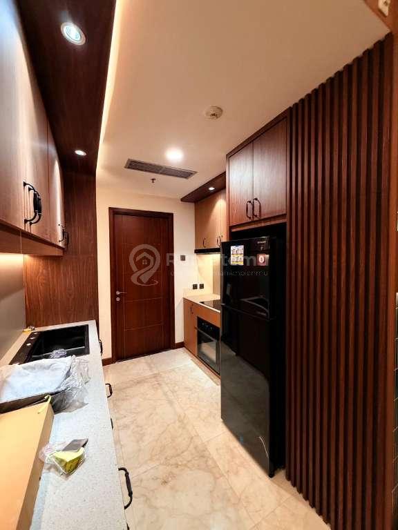 Disewakan full furnish mewah apartement hegarmanah residence 3 bedroom private lift*