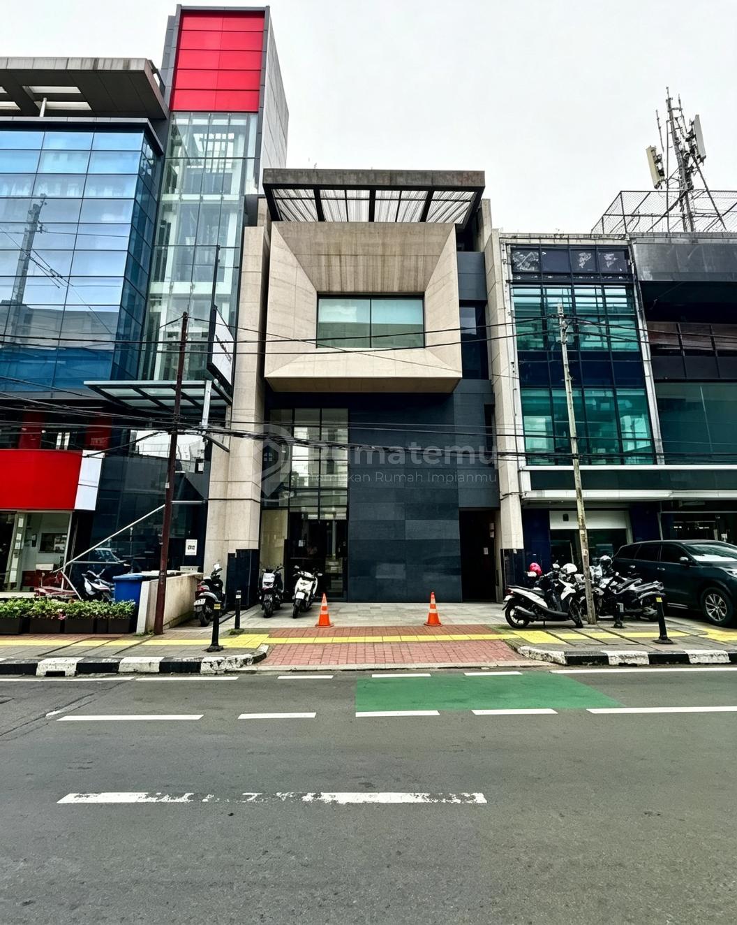 Dekat MRT Blok A,Dijual Gedung Komersial di Kebayoran Baru Jakarta Selatan