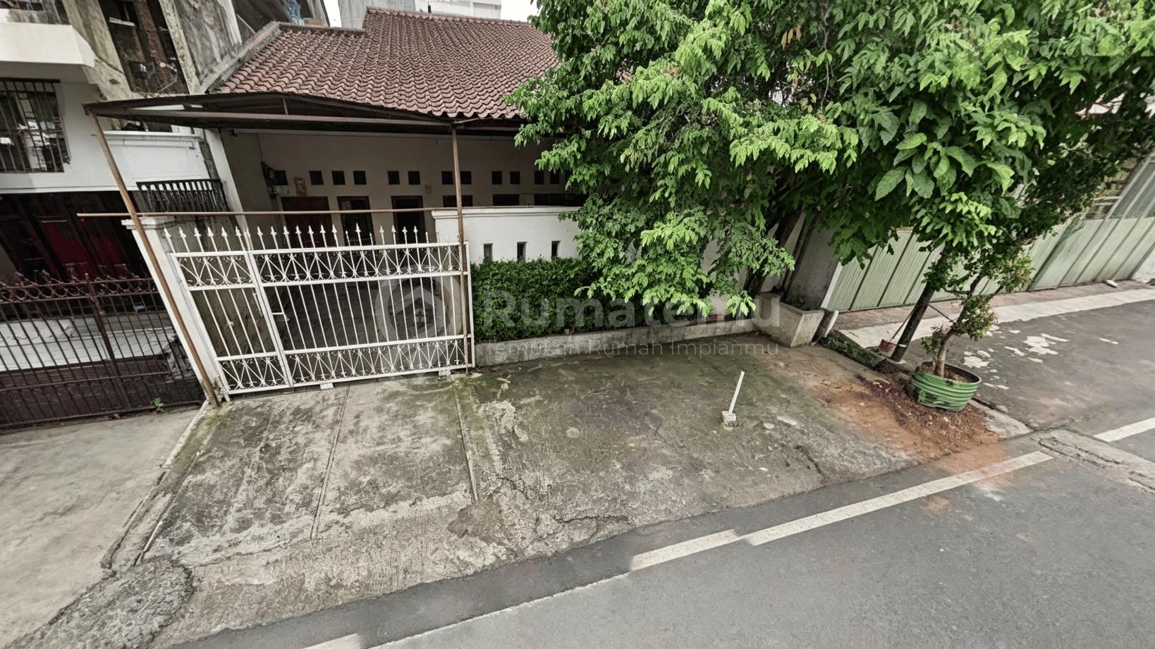 Sewa rumah siap huni di Bendungan Hilir, Tanah Abang, Jakarta