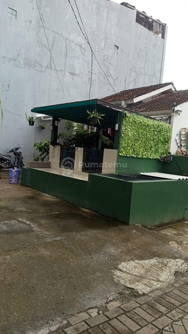RUMAH HOOK MURAH 8X17 M DI CIPONDOH NEMPEL GREEN LAKE CITY TANGERANG
