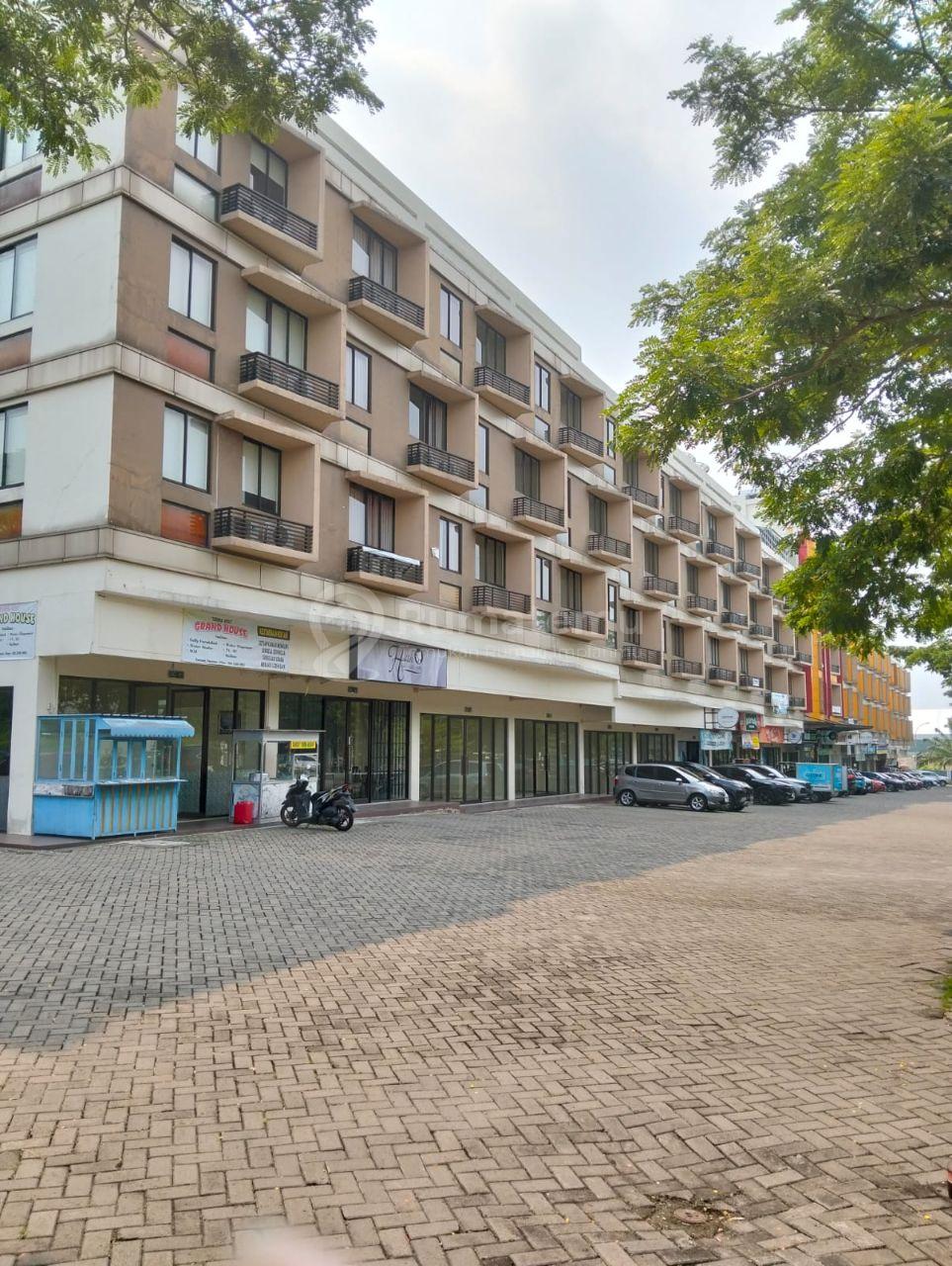 Disewakan kamar kos di depan Universitas Ciputra Citraland Surabaya barat 