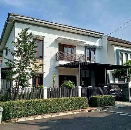Rumah Minimalis Ciwaruga Dekat Gegerkalong, Sarijadi Bandung
