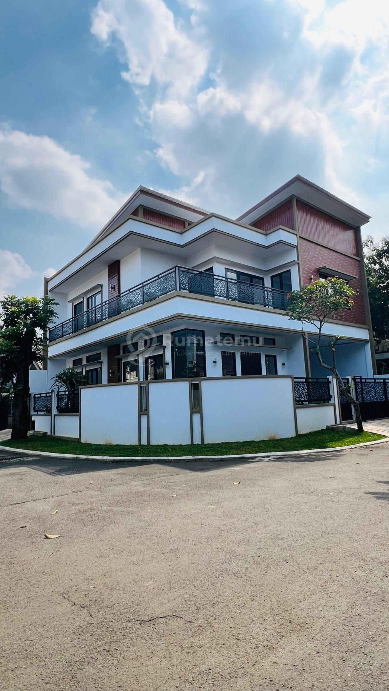 Rumah Brand New Di Kencana Loka Bsd