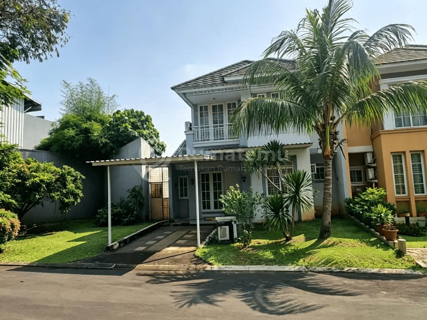 Rumah Cantik 2 Lantai Strategis Cluster Favorit