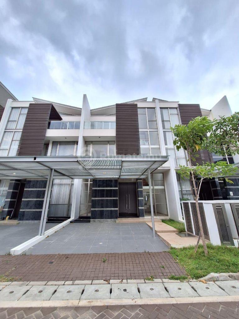 RUMAH DI GOLF ISLAND CLUSTER MOZART