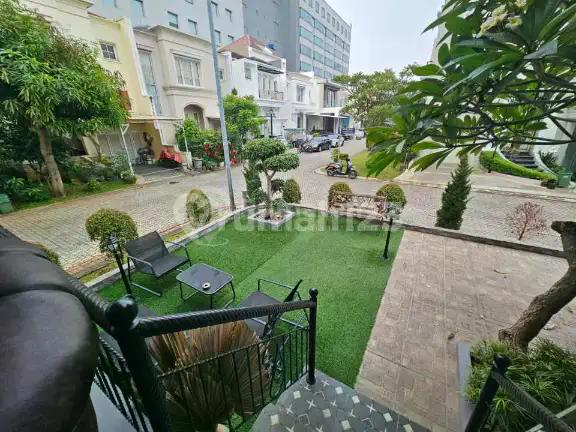 Dijual Rumah Mewah Casa Goya Residence Kebon Jeruk, Jakarta Barat