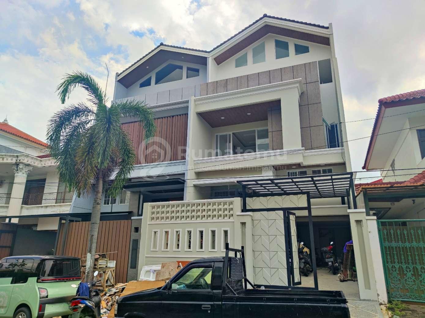 RUMAH PURI INDAH BANGUNAN BARU FULL FURNISH JAKARTA BARAT