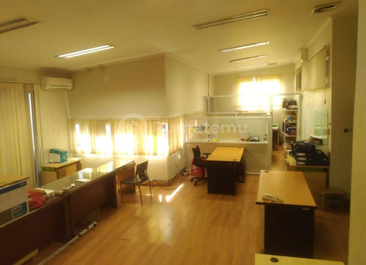 DISEWAKAN RUMAH UTK OFFICE AREA KEBAYORAN BARU
