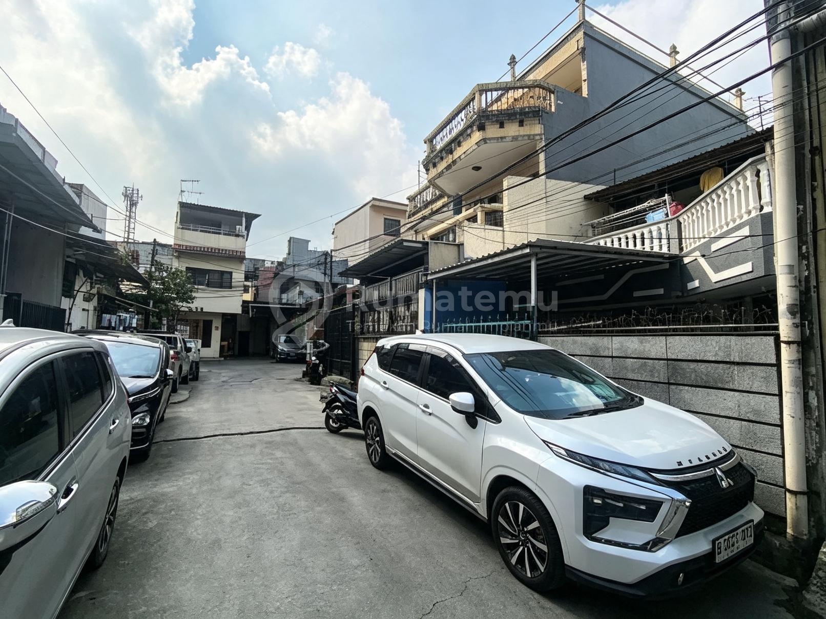 Jual Rumah Komplek Siap Huni di Area Bandengan, Penjaringan, Jakarta Utara