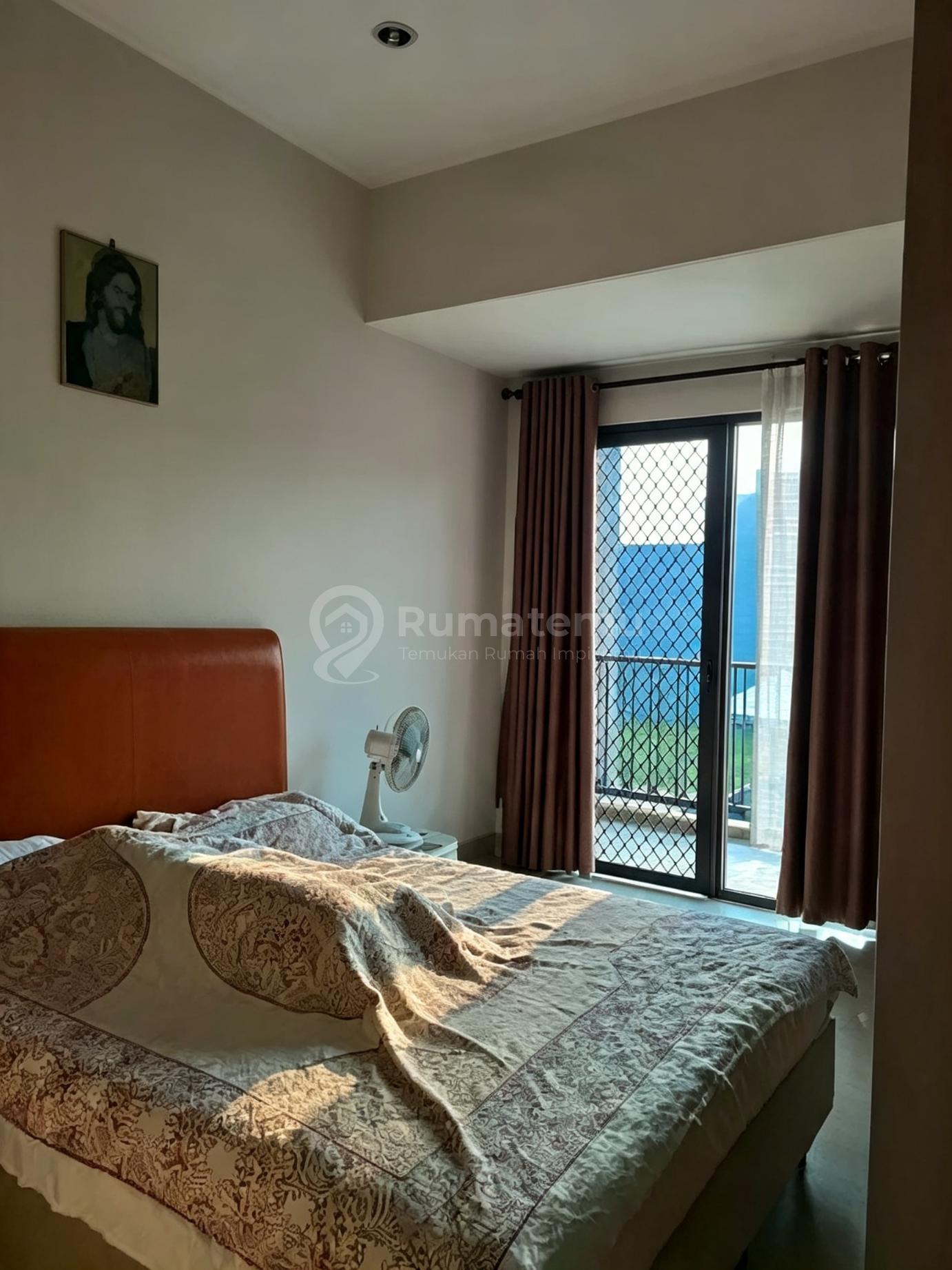 Dijual murah rumah 2 lt di gading residence