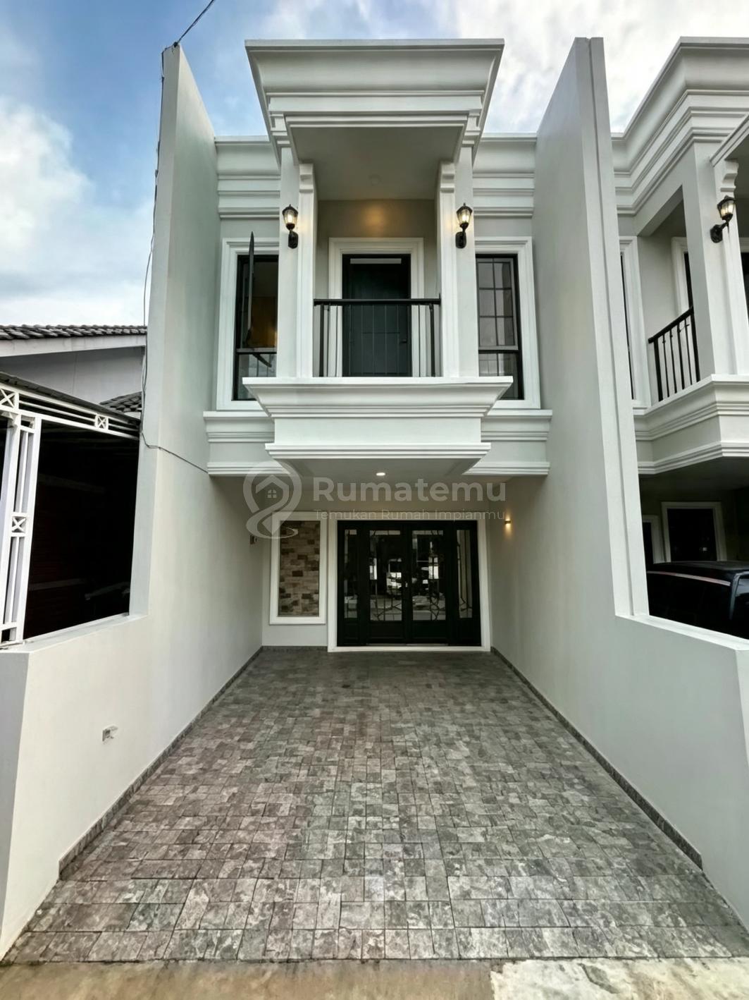 Rumah Bagus Siap Huni Dalam Komplek Strategis di Tanah Baru Depok
