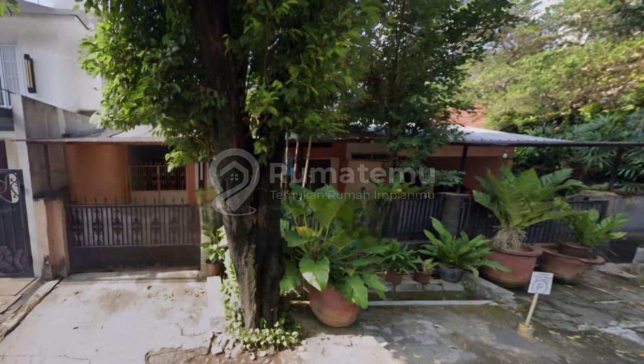 DIJUAL RUMAH TUA HITUNG TANAH AREA KEBAYORAN BARU