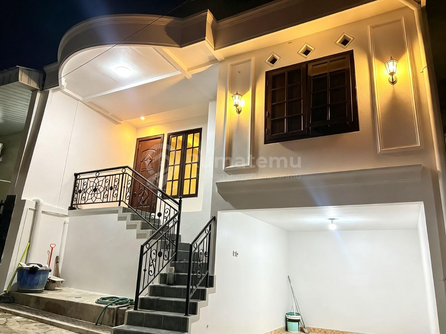 Dijual Rumah Baru di Mendut Manyaran Semarang Barat