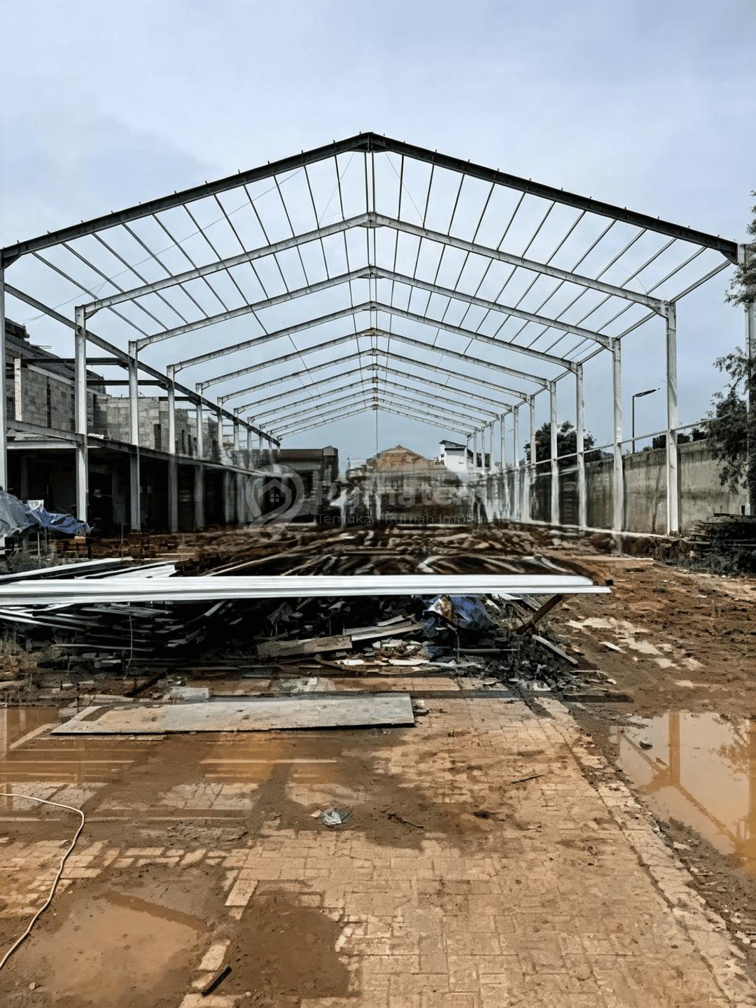 Tanah di Lokasi Strategis dan Komersil Area