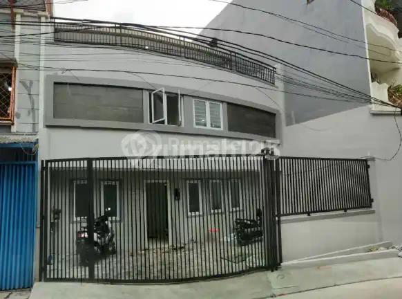 Dijual Rumah Cantik Minimalis Siap Huni Di Jelambar Barat, Jakarta Barat