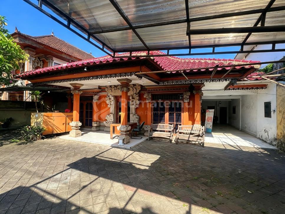 Dijual Office 2 Lantai yang cocok untuk perkantoran atau usaha lainnya. Jarang Ada Lokasi Premium Denpasar, Sanur Bali