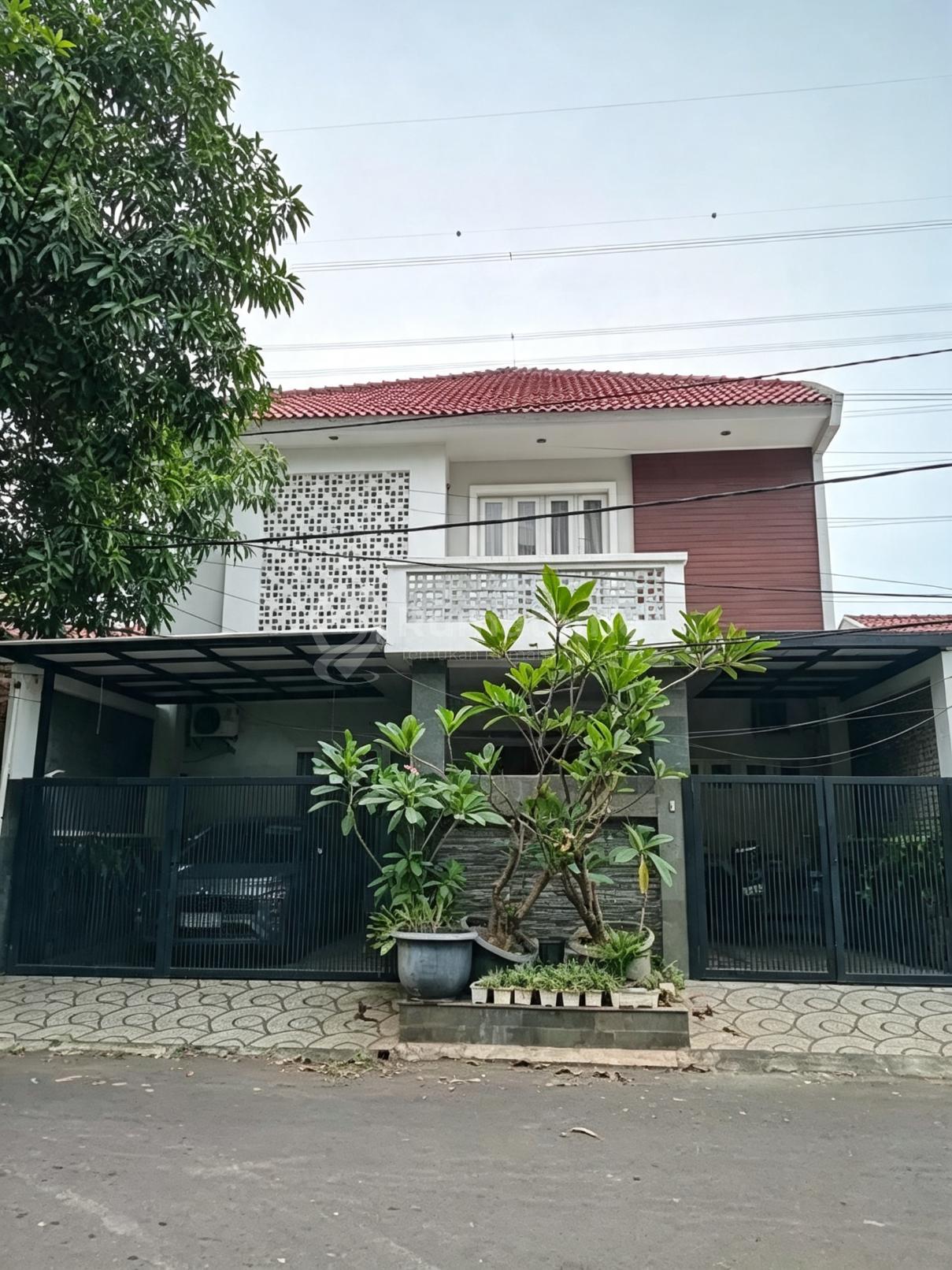 Dijual Rumah Murah Lokasi Strategis di Pulo Gebang Kirana Cakung Jakarta Timur Furnish