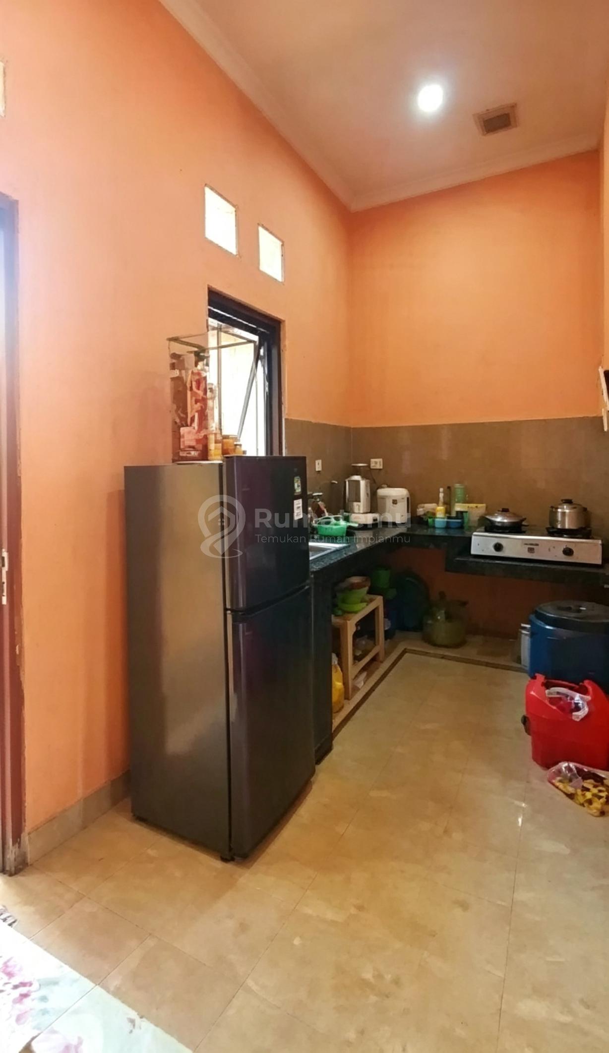 Dijual Rumah Full Renovasi Bata Merah di Griya Loka BSD