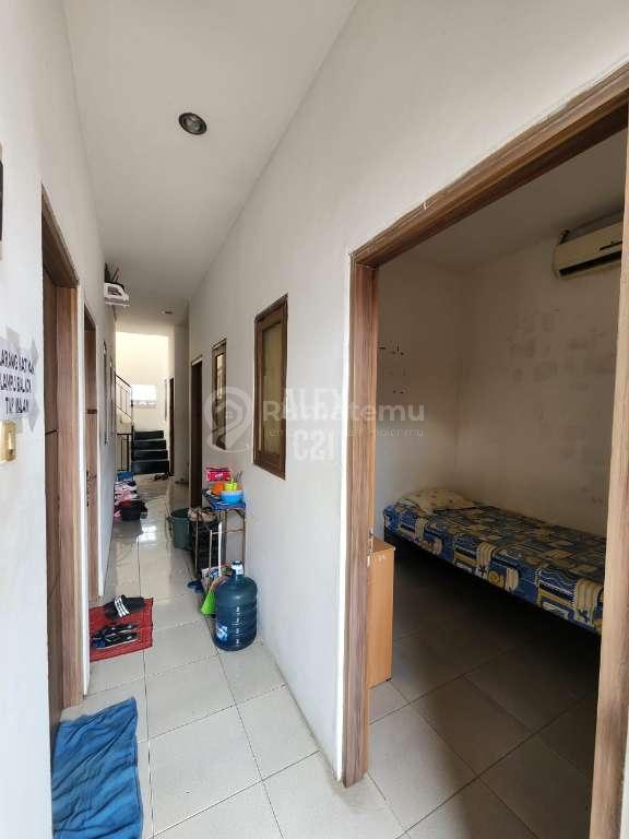 Dijual Rumah Kos di Tanjung Duren, Grogol Jakarta Barat Akses jalan 1 mobil
