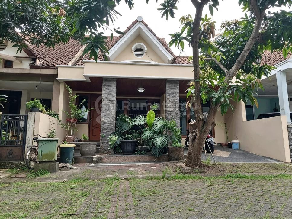 Di Jual Rumah Semi Furnished Nyaman Siap Huni Lokasi Strategis Lokasi Strategis