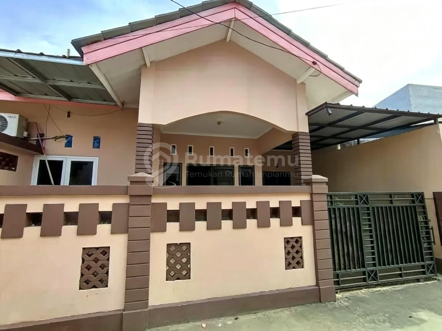 Rumah Bagus Siap Huni Di Jalan Setia Jatiwaringin Pondok Gede