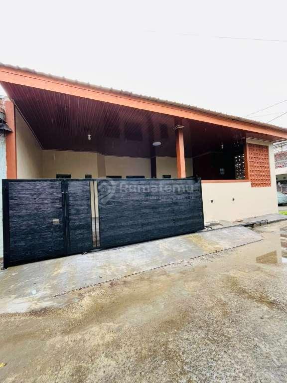 Dijual Cepat Harga Murah Rumah Bangunan Baru Lt 126 M2 Posisi Hoek di Permata Tangerang