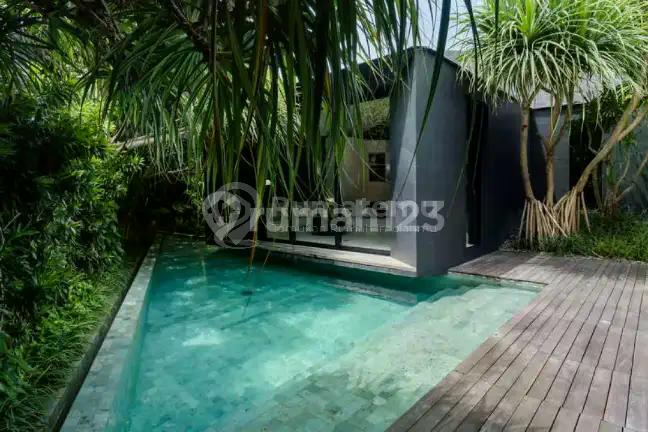 Rv-3286 Monochrome Architectural Sanctuary In Umalas