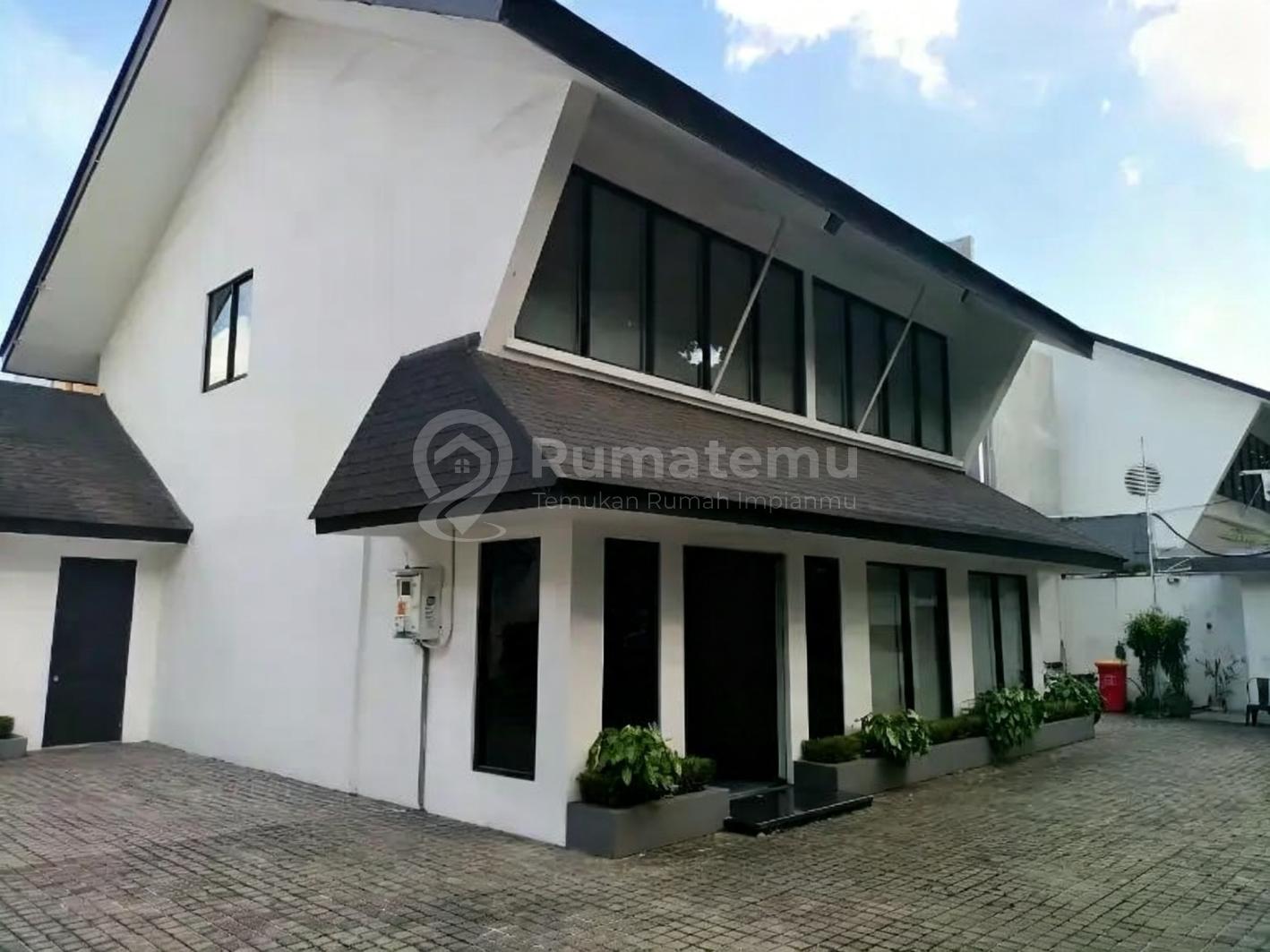 Sewa PAKUBUWONO,KEBAYORAN BARU,JAKARTA SELATAN