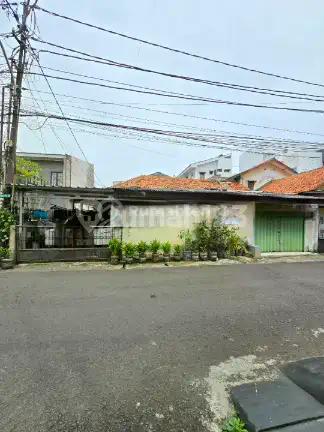 Rumah Hitung Tanah – Lokasi Strategis Dekat Mrt Cipete Raya