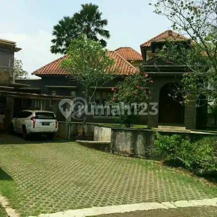 Rumah cantik ada kolam renang design menarik Bukit Terrace Golf BSD