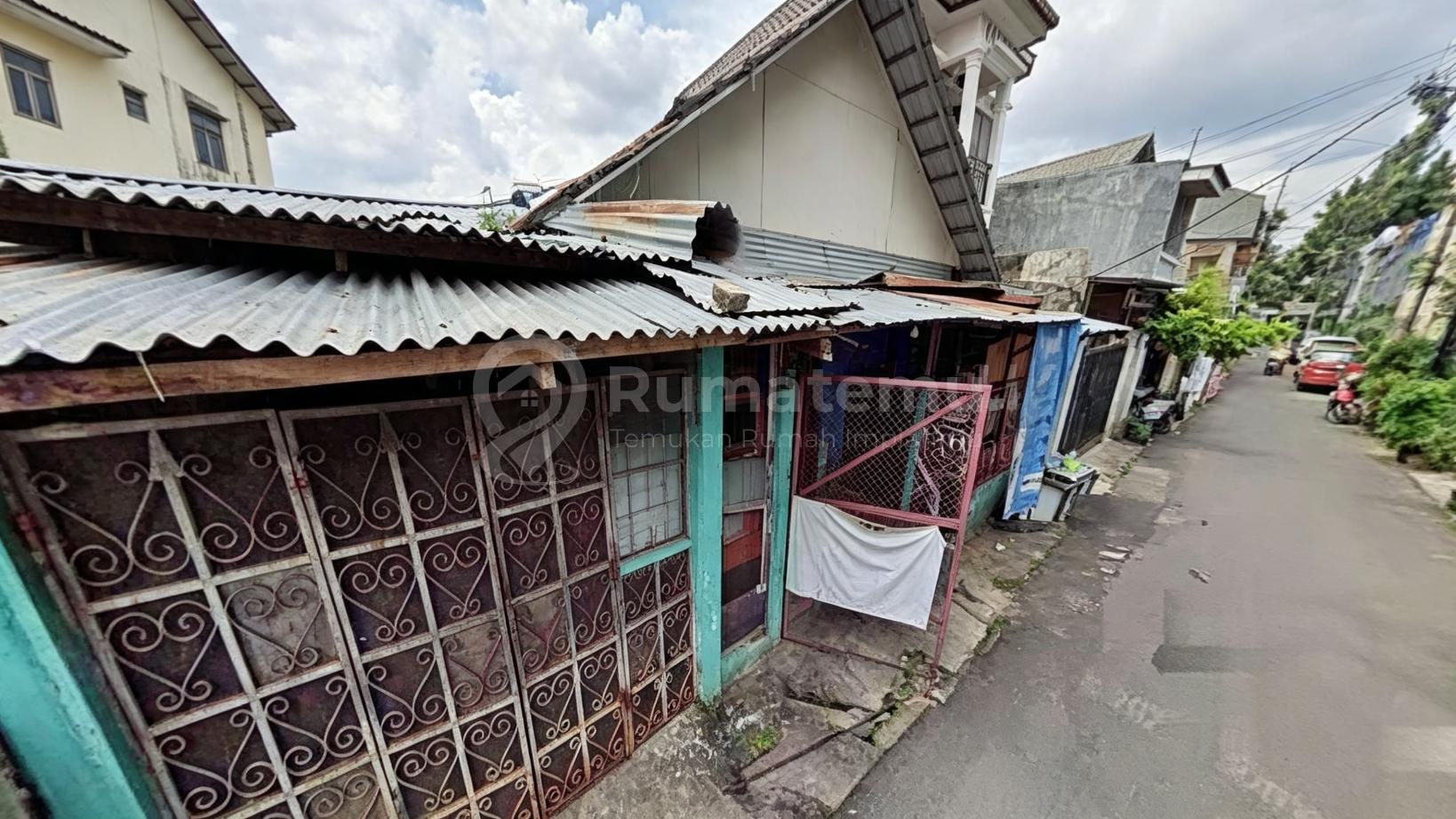 Jual cepat tanah cocok untuk dijadikan hunian di Kebon Nanas, Cipinang Selatan
