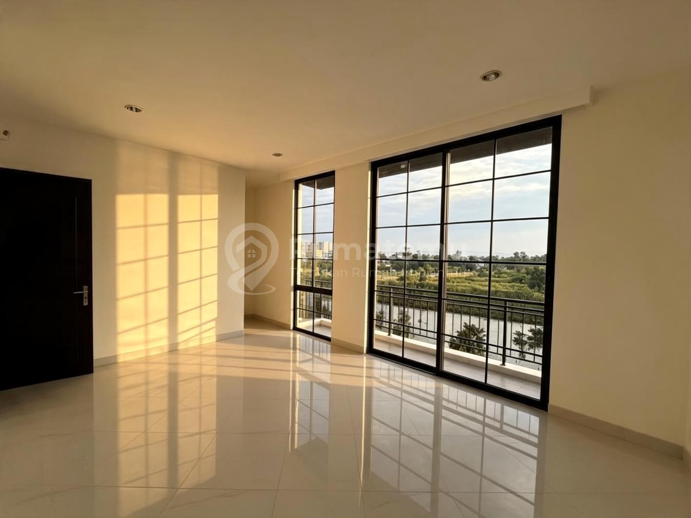 Dijual Rumah Villa pasir putih PIK2 mewah siap huni