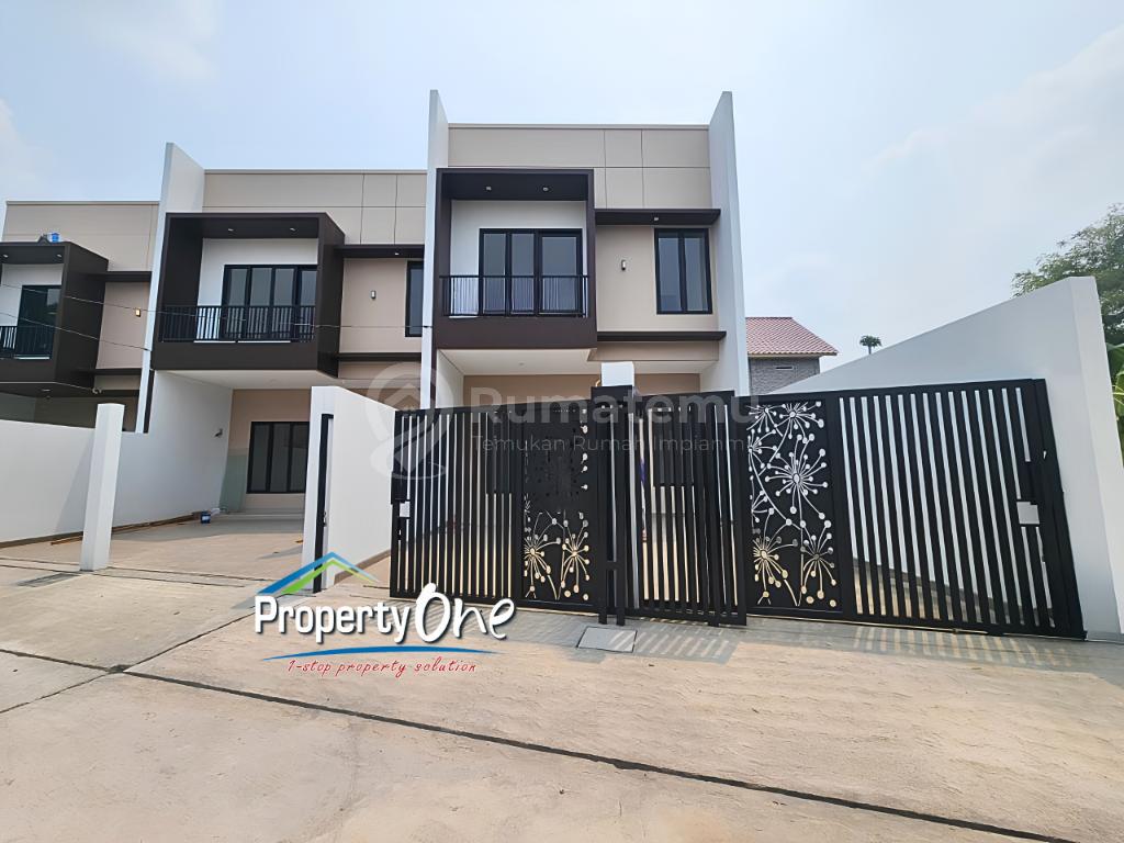 Jual Ruko 2 Lantai Strategis di Jalan Utama Bumi Puspitek Asri , SHM, Cocok Usaha / Kantor / Hunian, Dekat Kawasan Puspitek & Akses Tol BSD