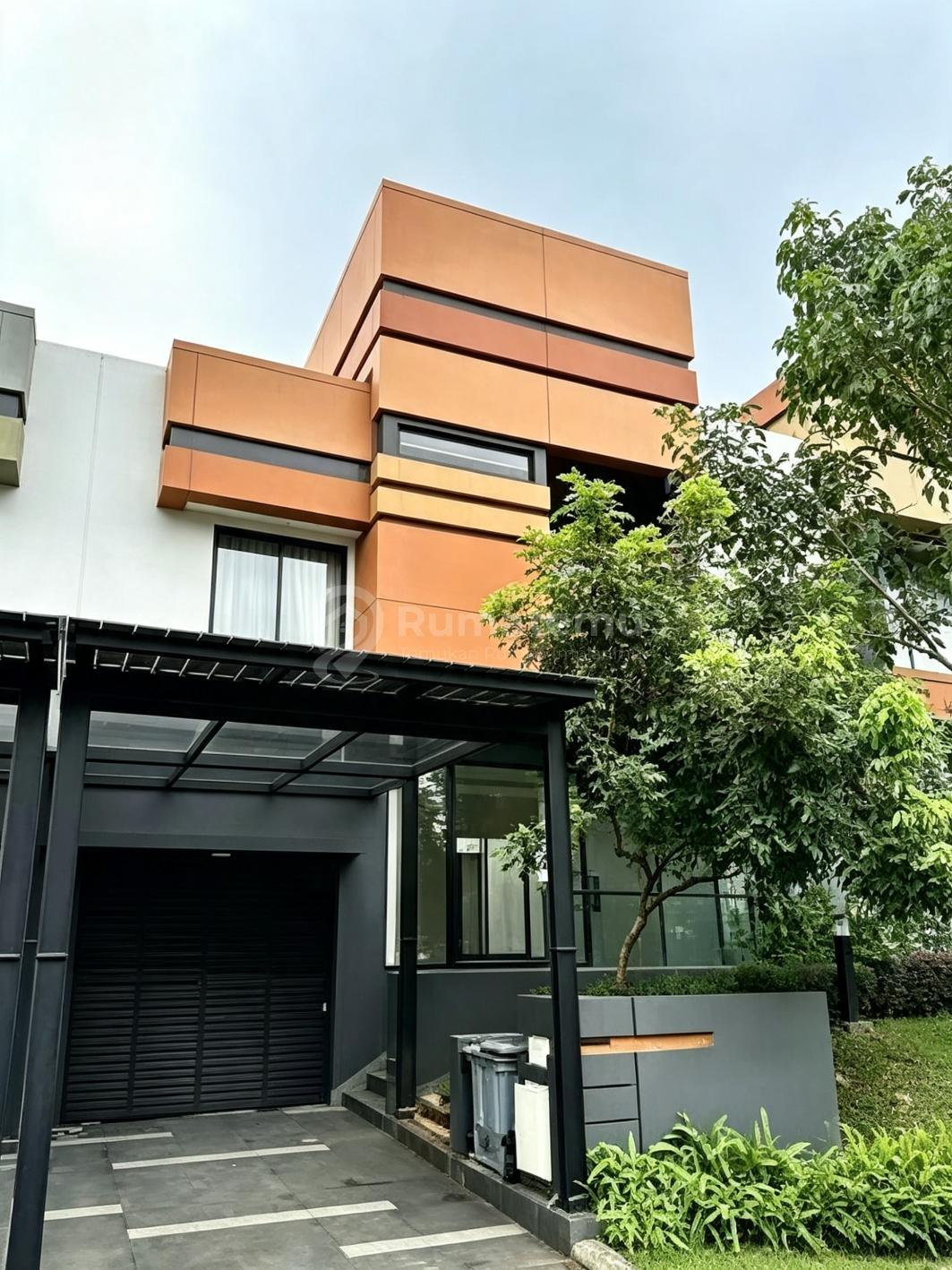 Rumah 2Lantai Siap Huni di Symphonia Cluster Mozart Harga 4,8Miliar Nego