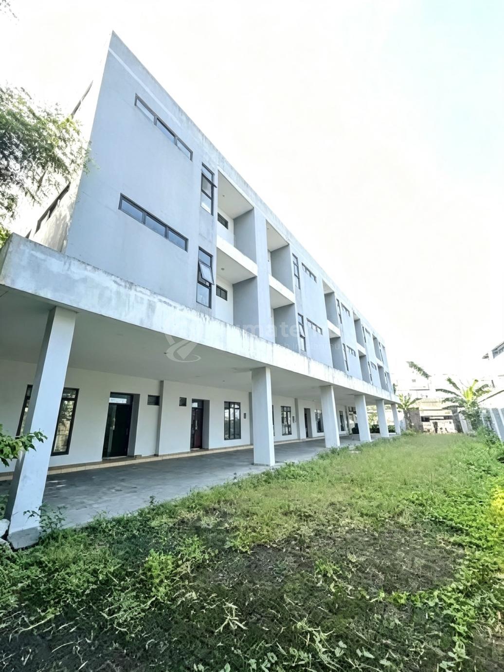 Dijual Superrr Murah (tidak Ada Lawan) Townhouse Veteran Raya Jakarta Selatan