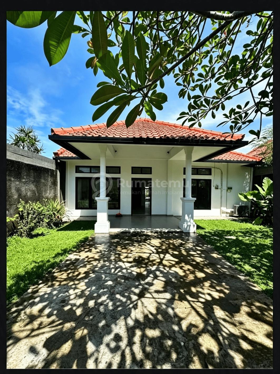 Dijual Villa Exclusive di Canggu Berawa Bali