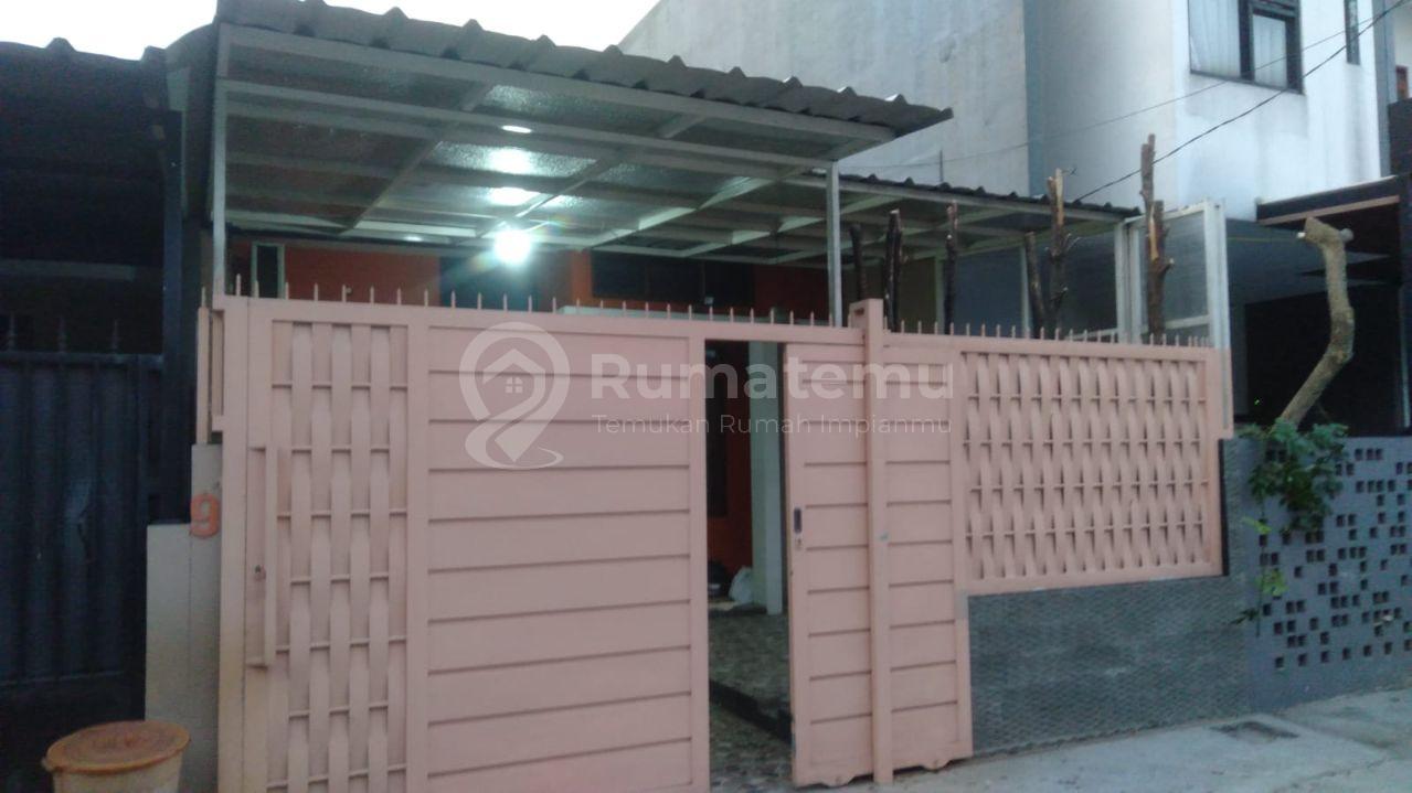 Dijual Rumah Nyaman dan Aman Dalam Komplek Lokasi Strategis Daerah Cisaranten