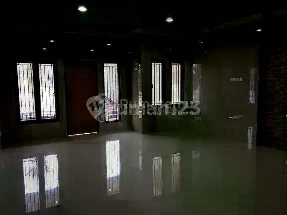 Dijual Cepat Rumah Bagus 2 Lantai Harga Murah di Buaran Jakarta Timur