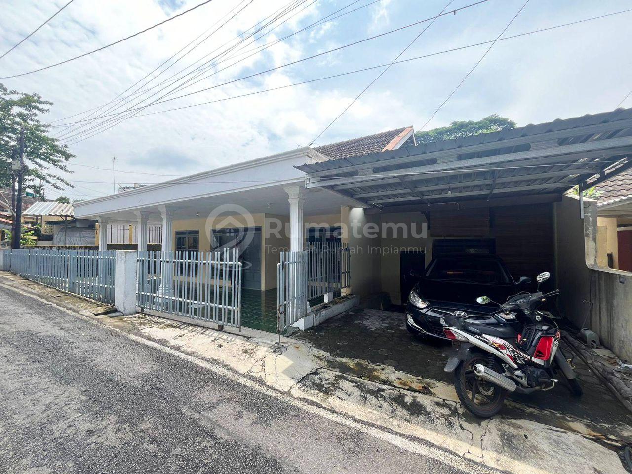 Dijual dan Disewakan Rumah Lokasi Strategis di Jl. Kintelan Baru Semarang
