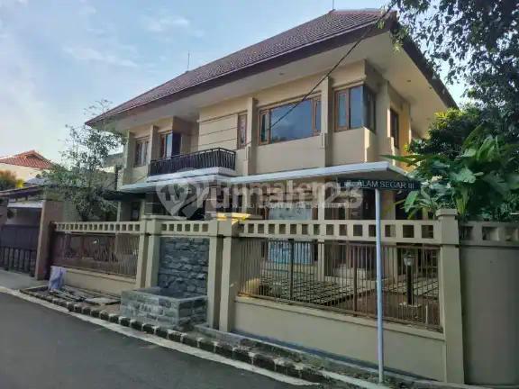 Rumah Bagus Di Alam Segar Pondok Indah 2,5 Lantai Luas Tanah 300m2 Luas Bangunan 650m2 Harga 16,25 Miliar