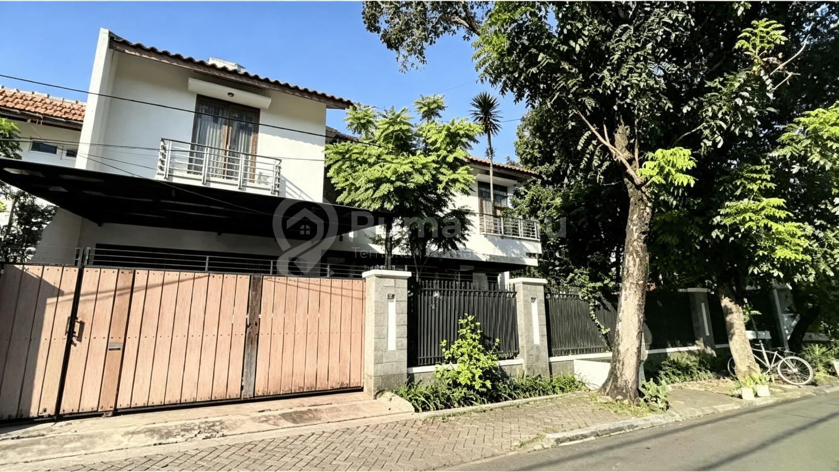 Dijual Rumah Siap Huni Cocok Untuk Hunian & Usaha Di Panglima Polim Kebayoran Baru Jakarta Selatan