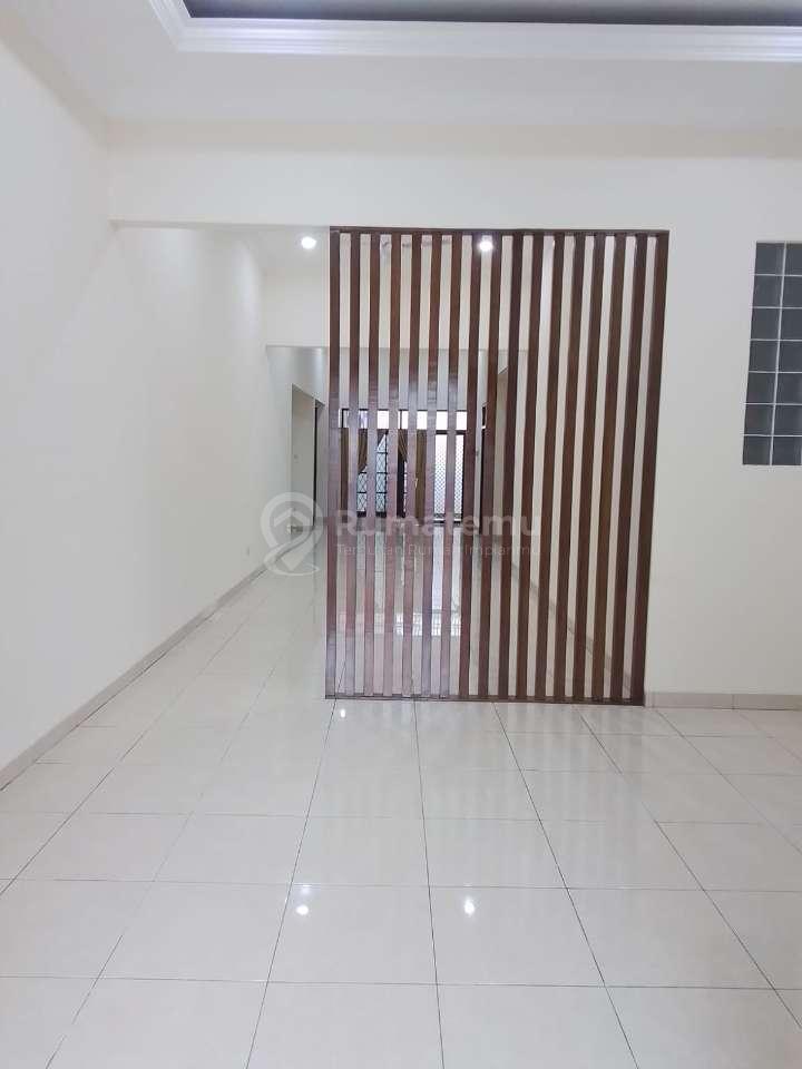 Sewa Rumah Komplek Bisa Kantor di Cilandak, Jakarta Selatan