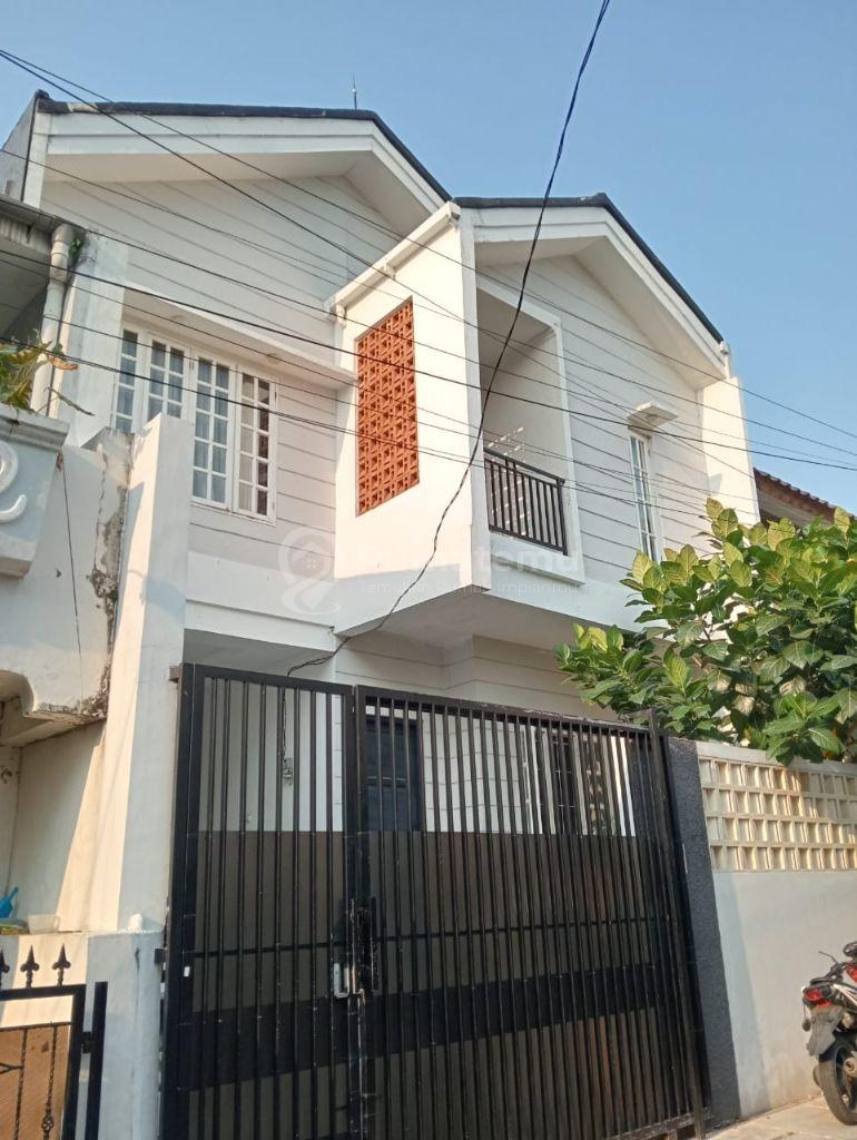 Jual Rumah Komplek Minimalis di Grogol Selatan, Kebayoran Lama, Jakarta Selatan