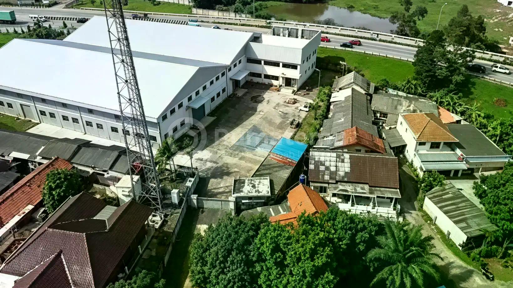 Pabrik/Gudang di Cikupa Tangerang Samping Toll