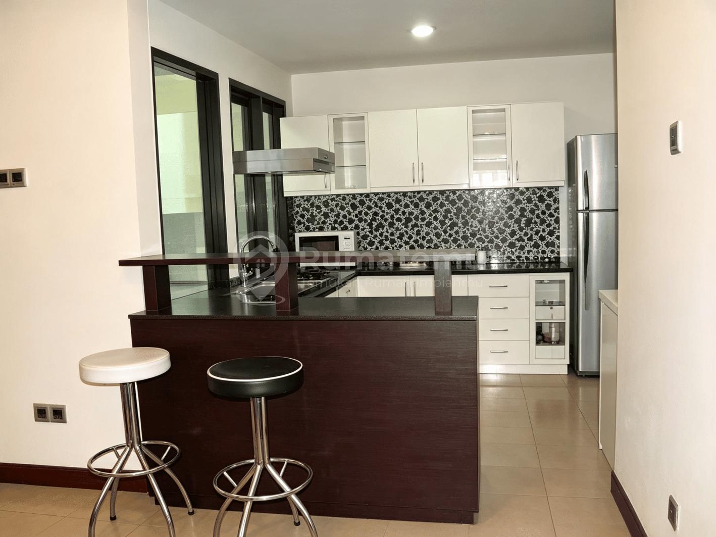 Sewa Rumah Cluster Townhouse dengan Swimming Pool di Bangka, Mampang Prapatan, Jakarta Selatan