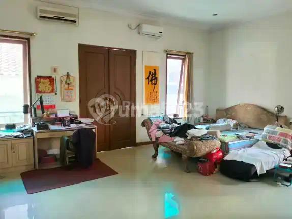 Rumah Rapih Di Pondok Hijau Golf Gading Serpong